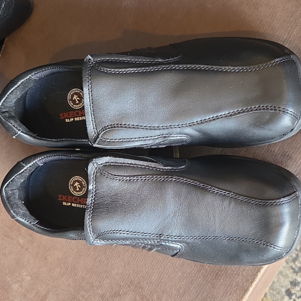 Ladies Skechers